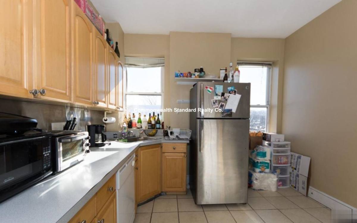 Apartment for rent at 17 Highgate St, Allston, MA 02134