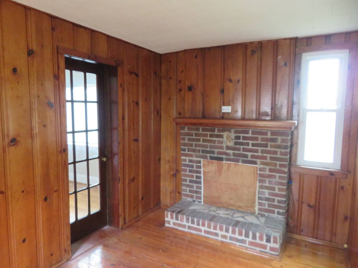 House for rent at 602 Floral Ave, Colonial Heights, VA 23834