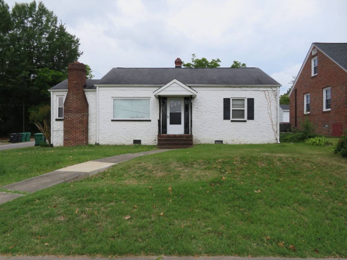 House for rent at 602 Floral Ave, Colonial Heights, VA 23834
