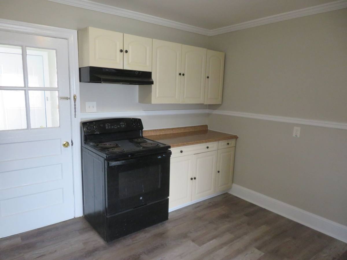 House for rent at 602 Floral Ave, Colonial Heights, VA 23834