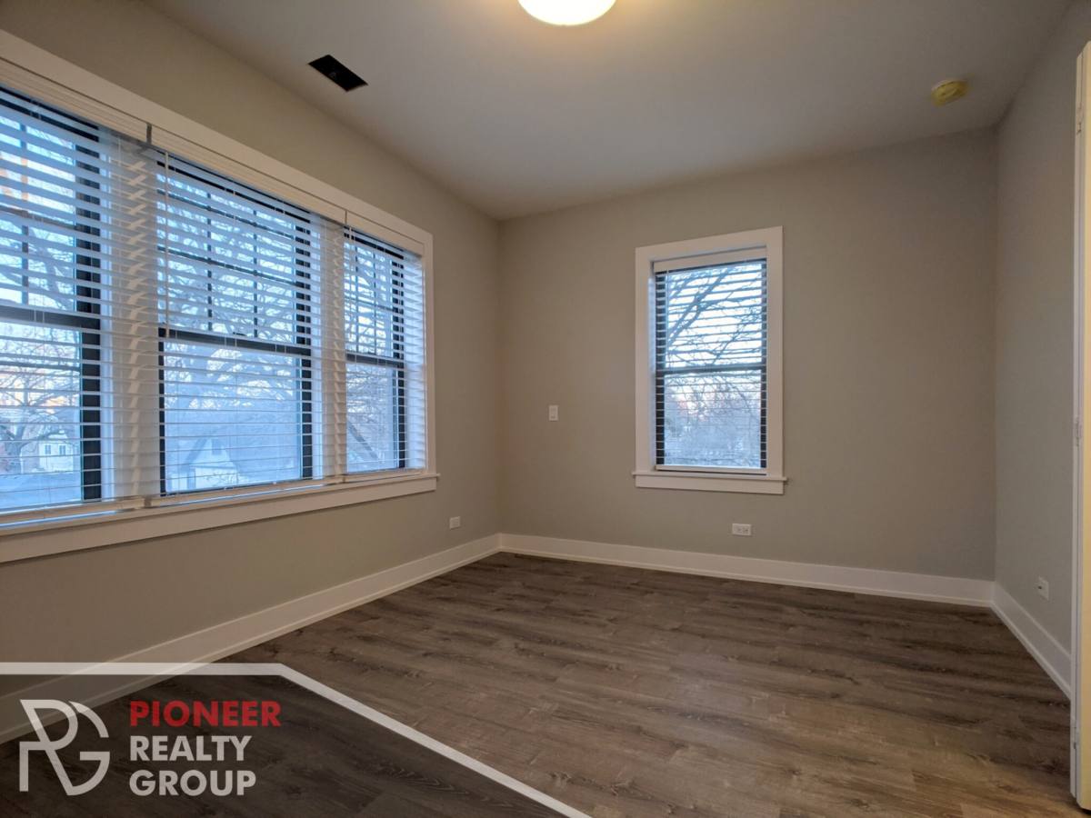 Apartment for rent at 1143 Maple Ave, Evanston, IL 60202