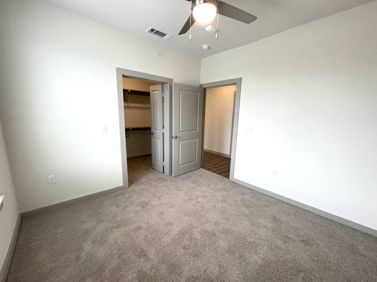 Apartment for rent at 1111 Gallagher Dr, Sherman, TX 75090