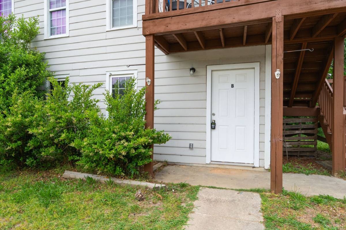 Apartment for rent at 6108 Spice Ridge Lane, Raleigh, NC 27606