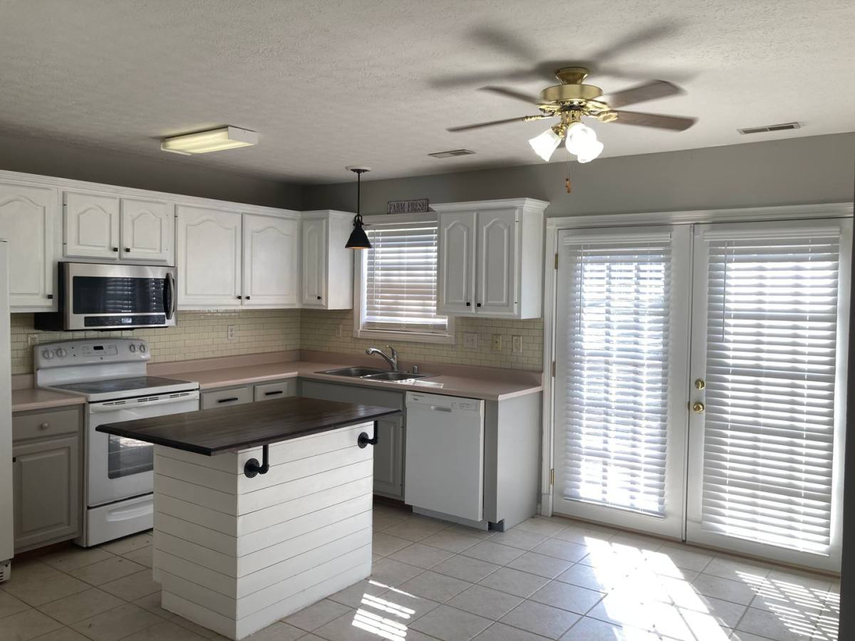 House for rent at 121 Chevy Chase Place, Elizabethtown, KY 42701