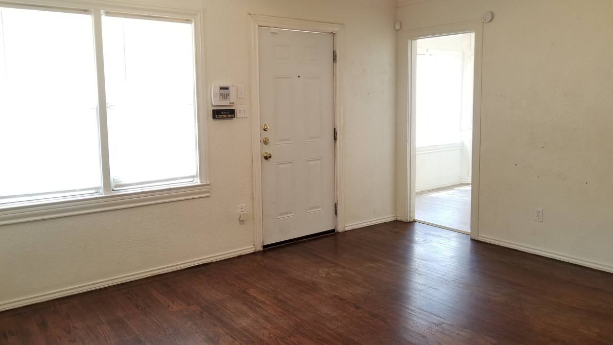 Apartment for rent at 2210 28th St, Lubbock, TX 79411