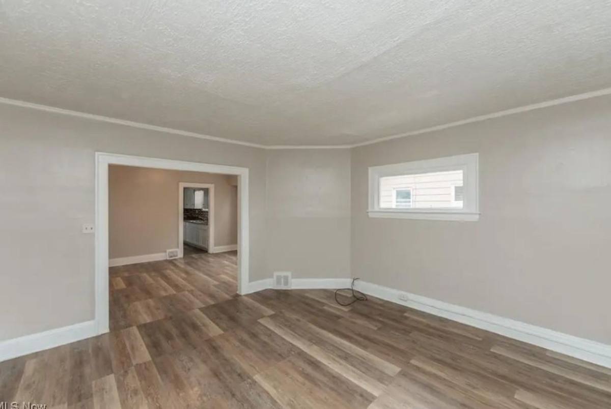 Apartment for rent at 3318 W 94th St, Cleveland, OH 44102