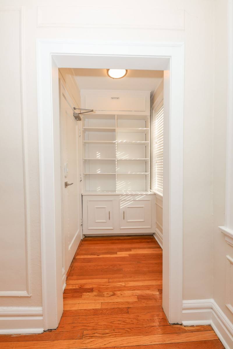 Apartment for rent at 509 Lee St, Evanston, IL 60202