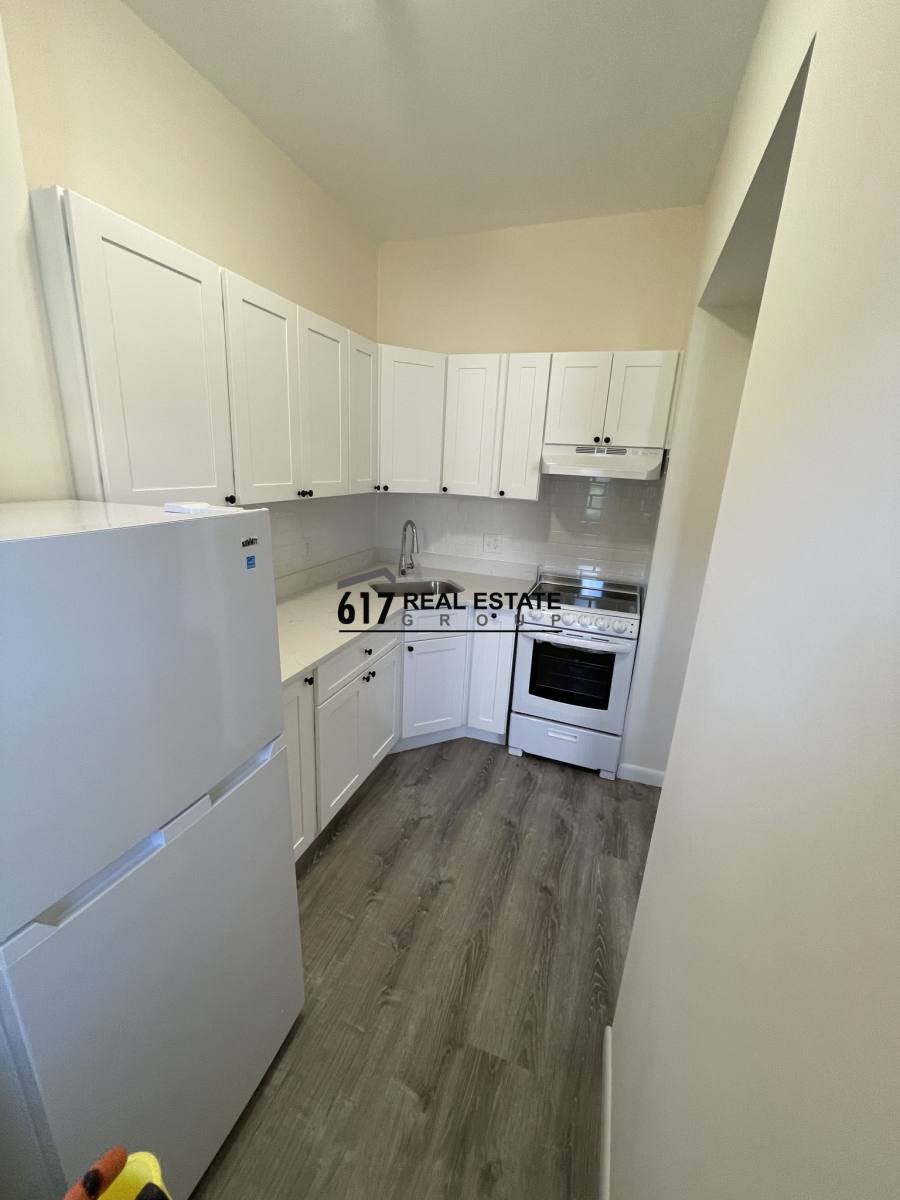 Apartment for rent at 504 Beacon #32, Boston, MA 02115