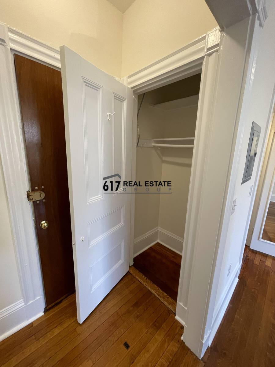 Apartment for rent at 504 Beacon #32, Boston, MA 02115