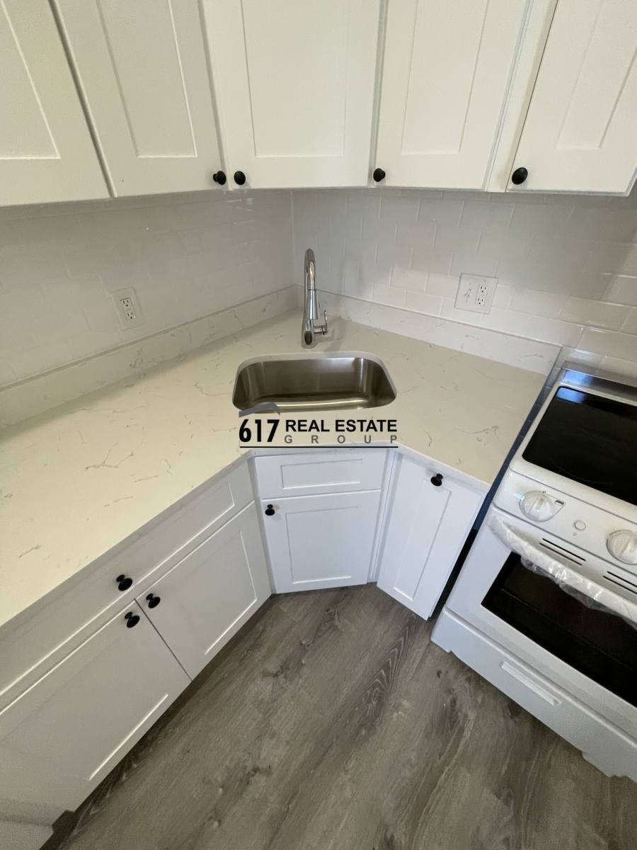 Apartment for rent at 504 Beacon #32, Boston, MA 02115