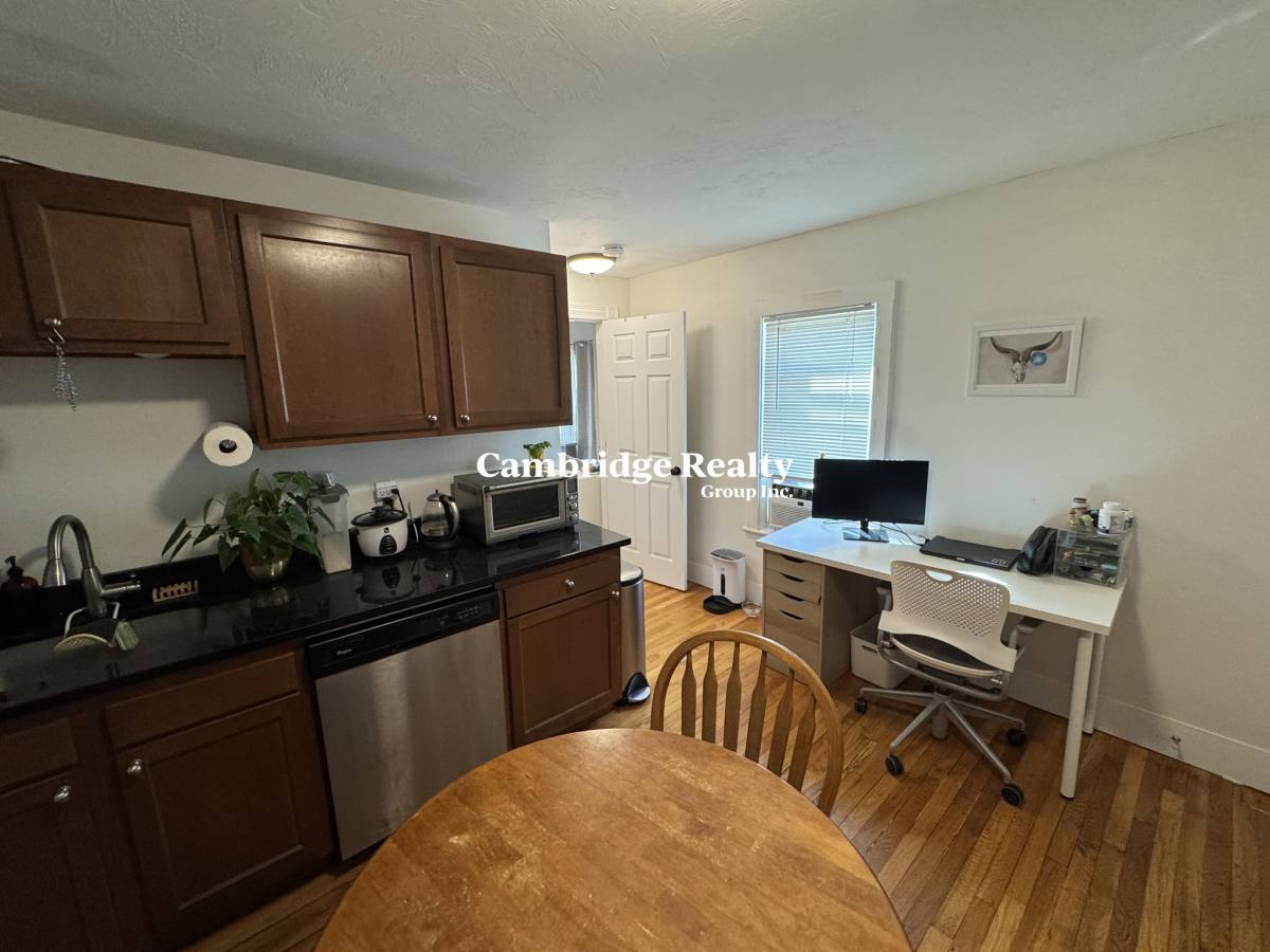 House for rent at 5-7 Blake St, Cambridge, MA 02140