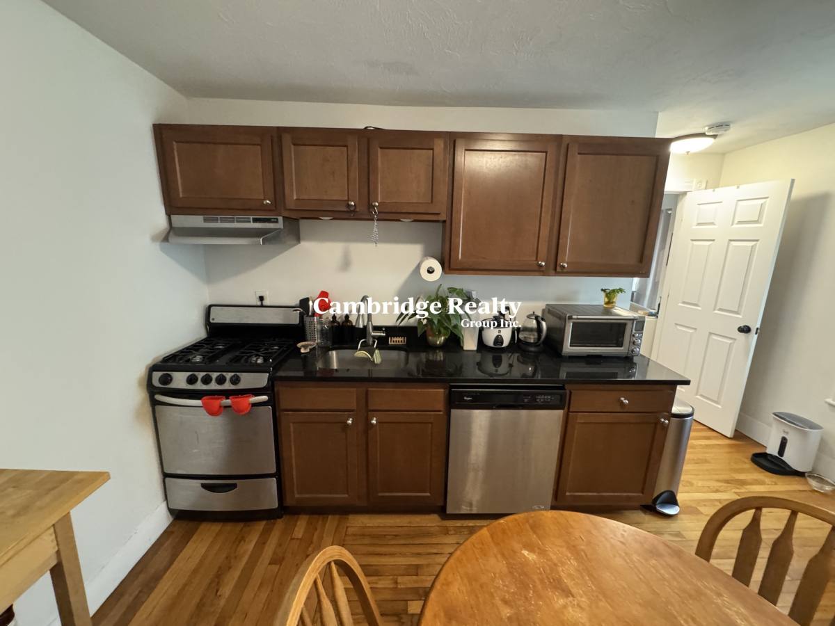 House for rent at 5-7 Blake St, Cambridge, MA 02140