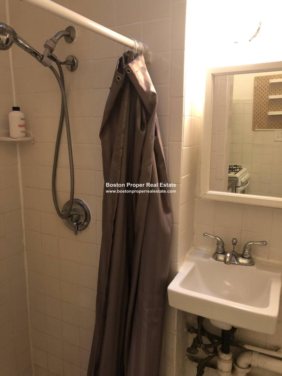 Apartment for rent at 109A Dartmouth #23, Boston, MA 02116