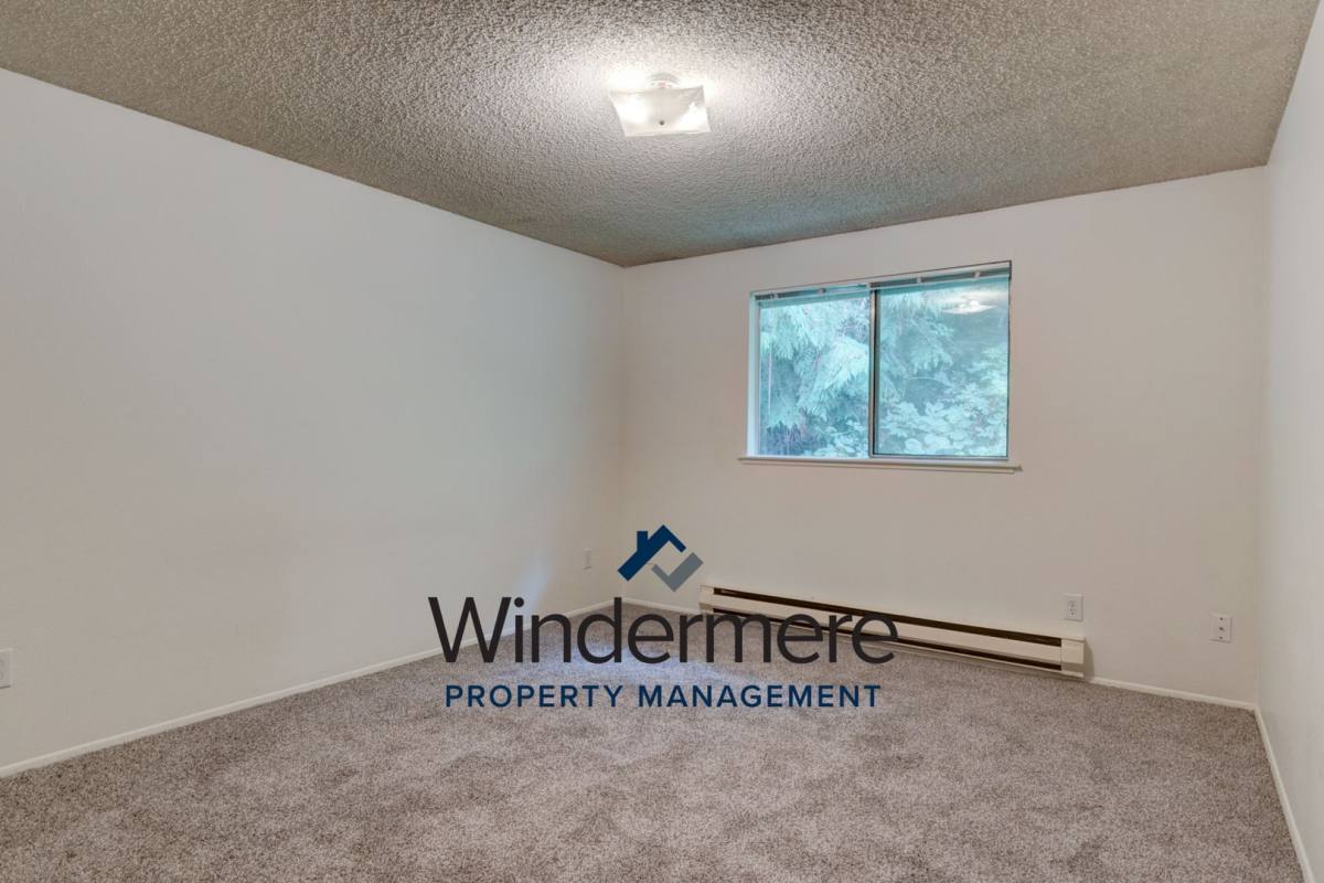 Apartment for rent at 4146 Kimberly Way, Oak Harbor, WA 98277