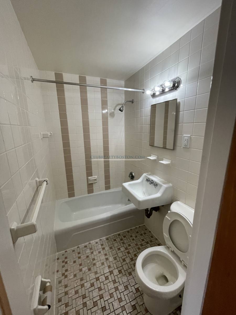 Apartment for rent at 160 N Beacon St #21, Brighton, MA 02135