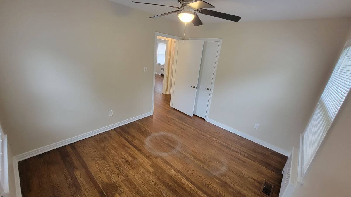 House for rent at 2520 Proctor Knott Dr, Louisville, KY 40218