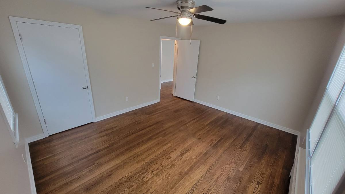 House for rent at 2520 Proctor Knott Dr, Louisville, KY 40218