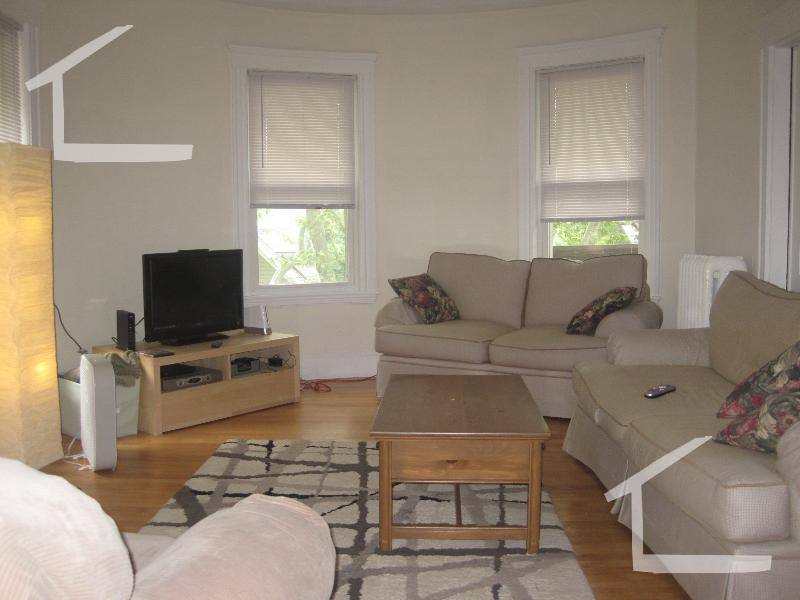 House for rent at 201 Rawson #3, Brookline, MA 02446