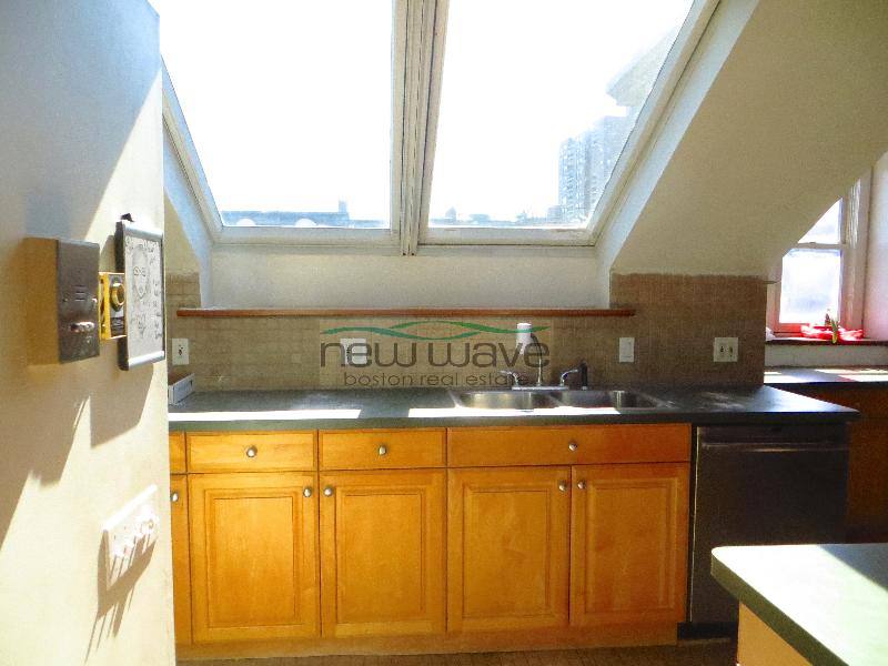 Apartment for rent at 601 Tremont St #4, Boston, MA 02118