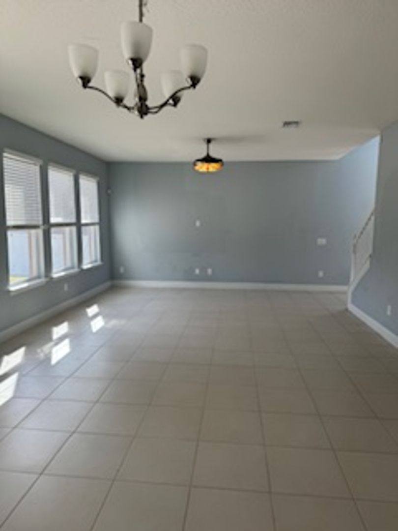 House for rent at 5717 SW 49th Ave, Ocala, FL 34474