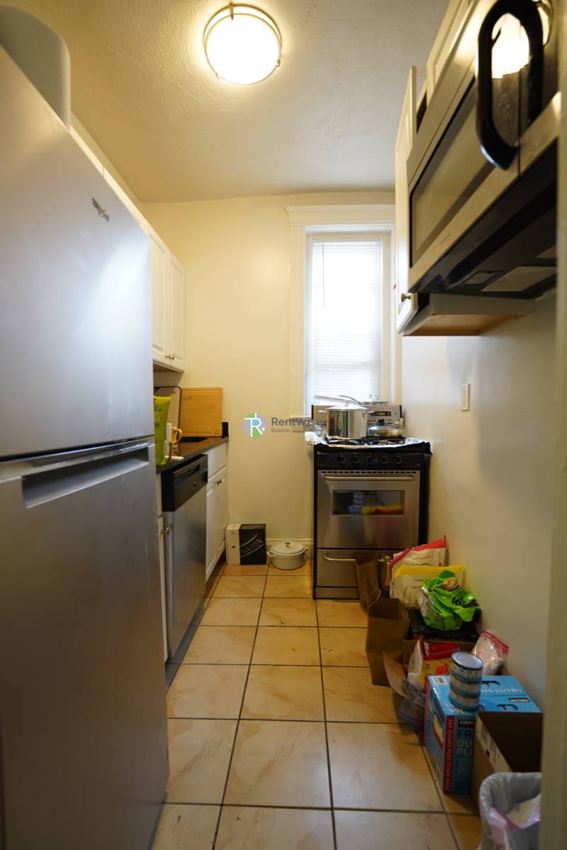 Apartment for rent at 82 Brainerd Rd #18, Allston, MA 02134