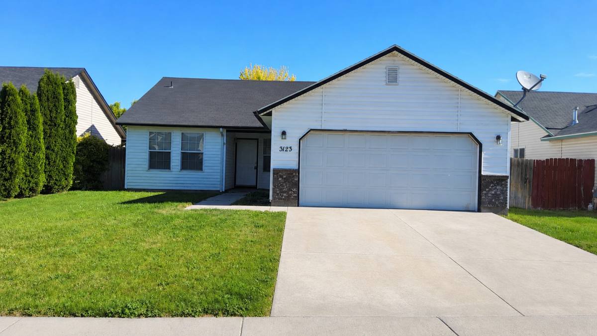 House for rent at 3123 Village Green St, Caldwell, ID 83605