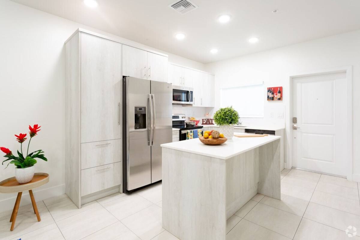 Townhouse for rent at 3884 Melaleuca Lane, Lake Worth, FL 33461