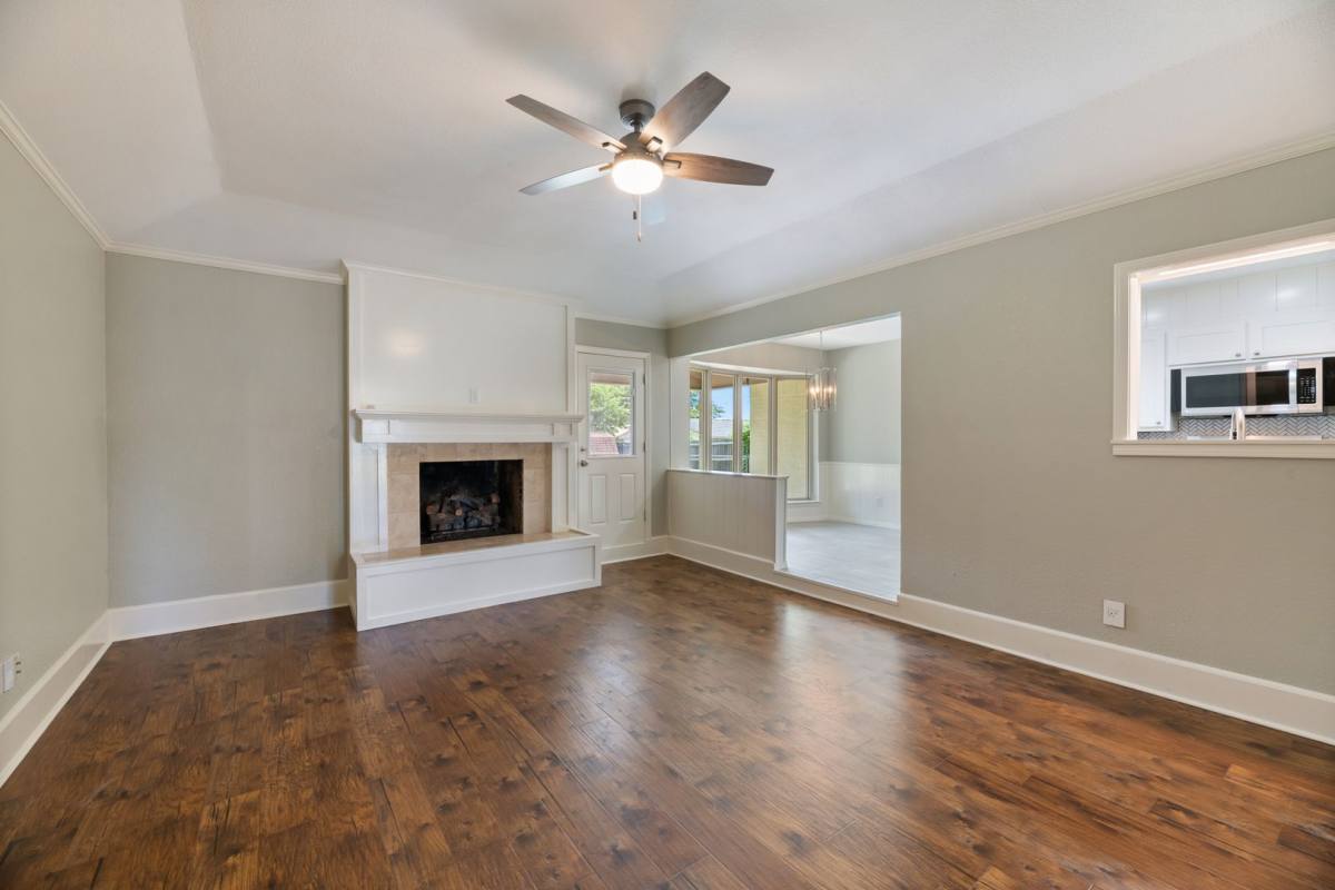 House for rent at 6540 Victoria Ave, North Richland Hills, TX 76180
