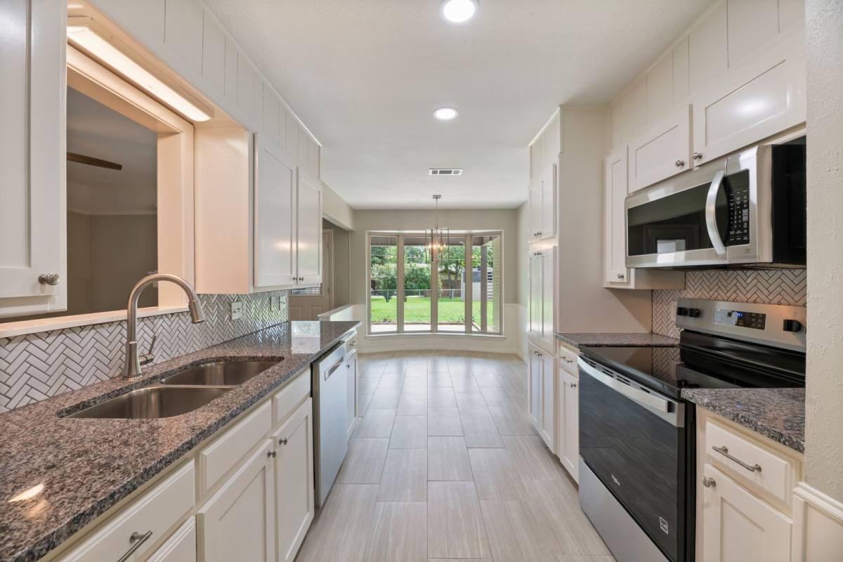 House for rent at 6540 Victoria Ave, North Richland Hills, TX 76180