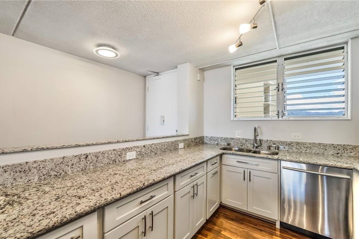 Condo for rent at 1717 Ala Wai Blvd, Honolulu, HI 96815