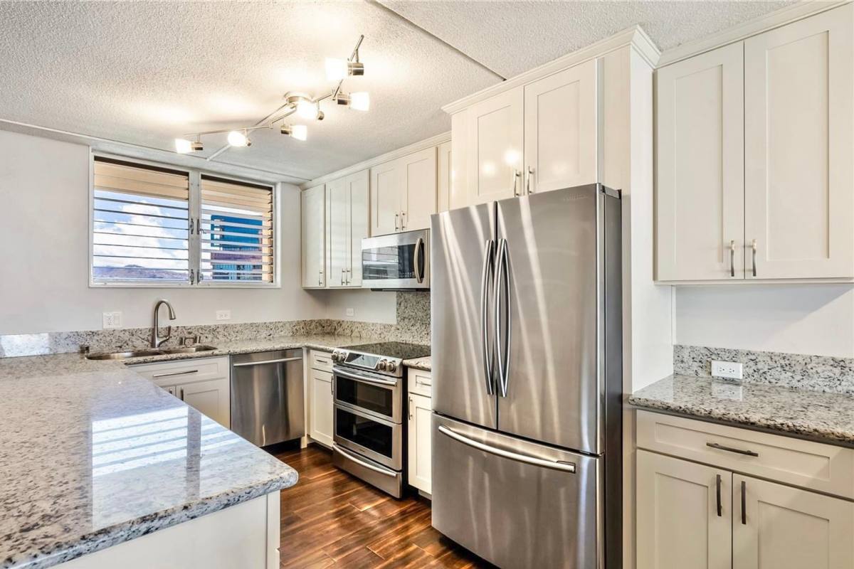 Condo for rent at 1717 Ala Wai Blvd, Honolulu, HI 96815