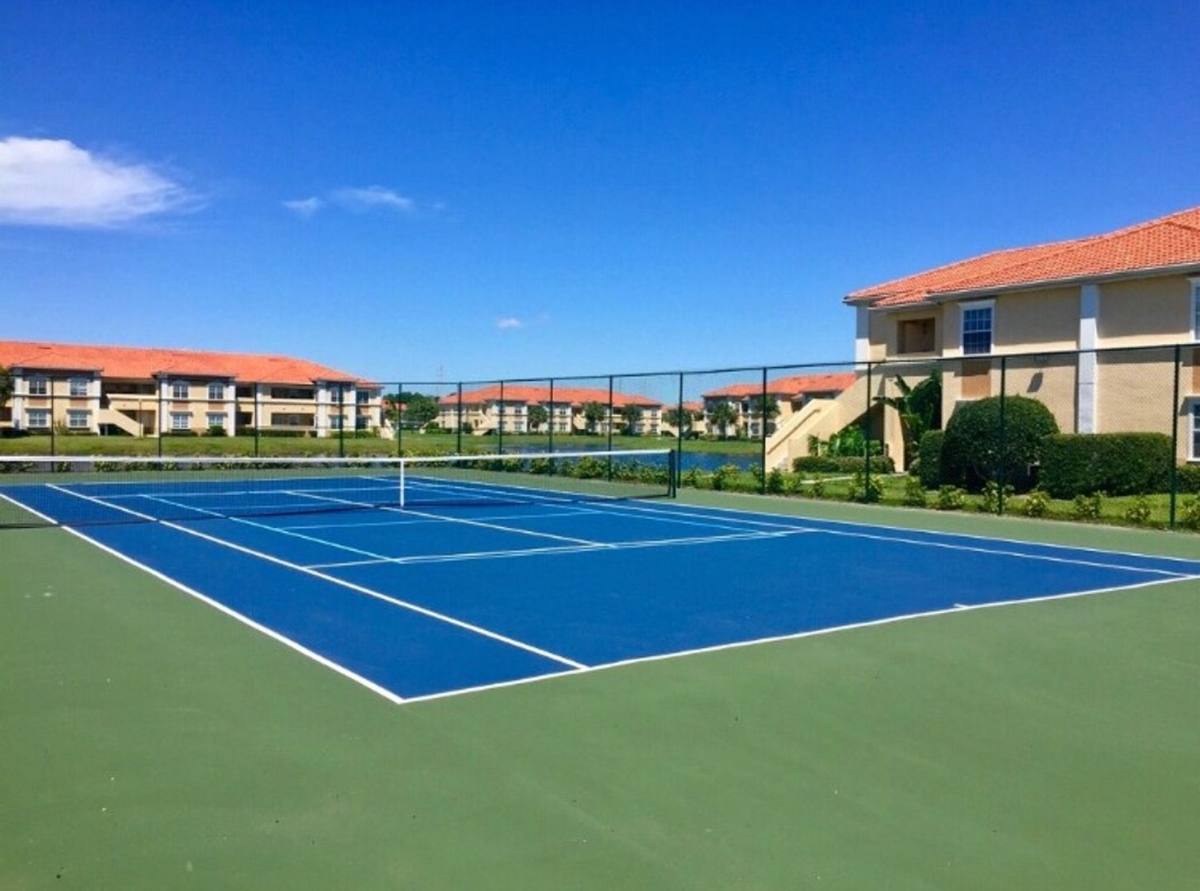 Condo for rent at 1195 Villagio Circle, Sarasota, FL 34237