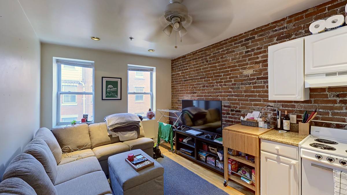 Apartment for rent at 91 Prince St #12, Boston, MA 02113