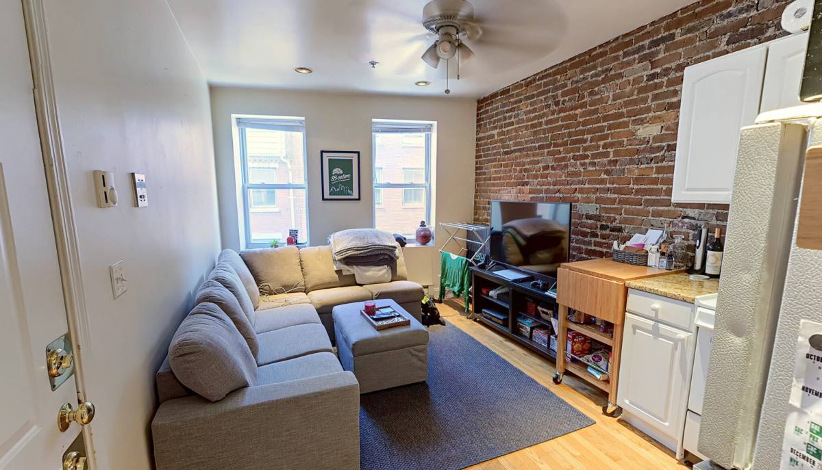 Apartment for rent at 91 Prince St #12, Boston, MA 02113