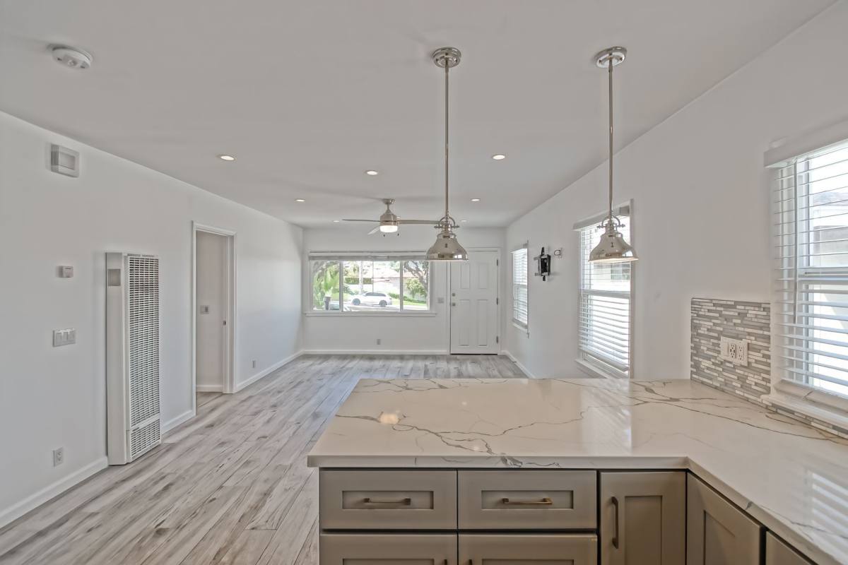 Apartment for rent at 344-348 Calle Miramar, Redondo Beach, CA 90277