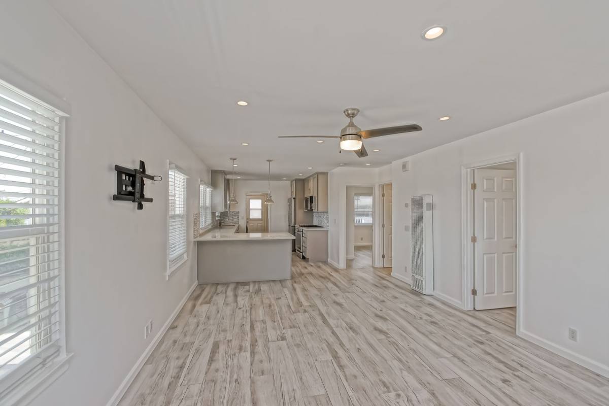 Apartment for rent at 344-348 Calle Miramar, Redondo Beach, CA 90277