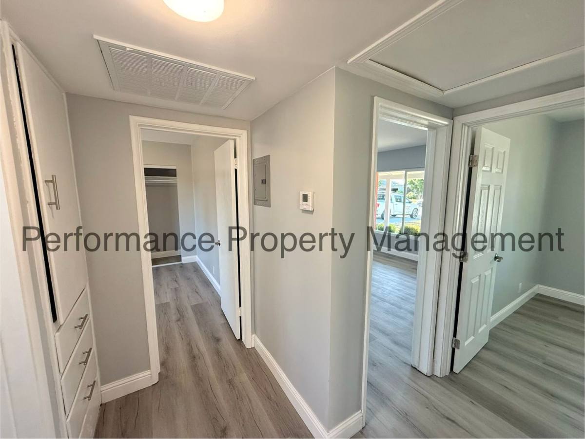 Apartment for rent at 3720 Apache Ave, Bakersfield, CA 93309