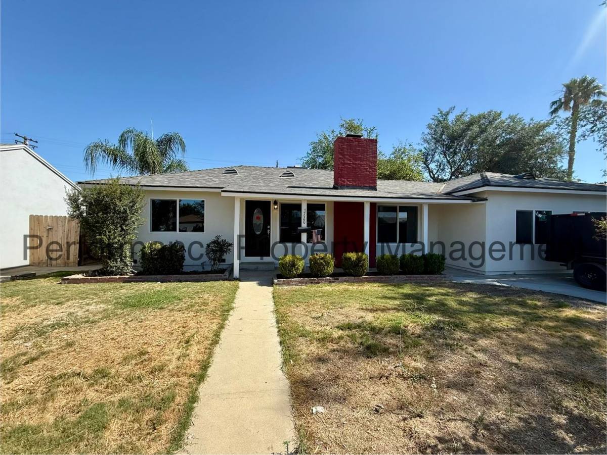 Apartment for rent at 3720 Apache Ave, Bakersfield, CA 93309