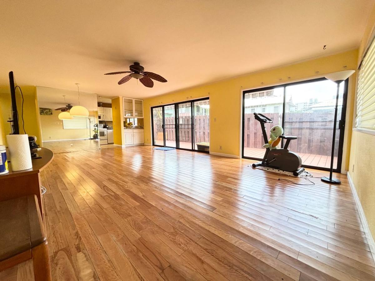 Townhouse for rent at 1649 Waikahalulu Lane, Honolulu, HI 96817