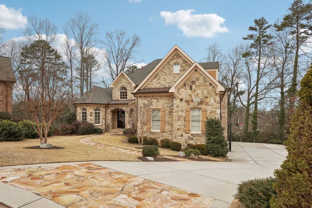 House for rent at 343 Summer Garden Dr, Marietta, GA 30064