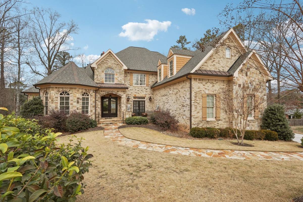 House for rent at 343 Summer Garden Dr, Marietta, GA 30064