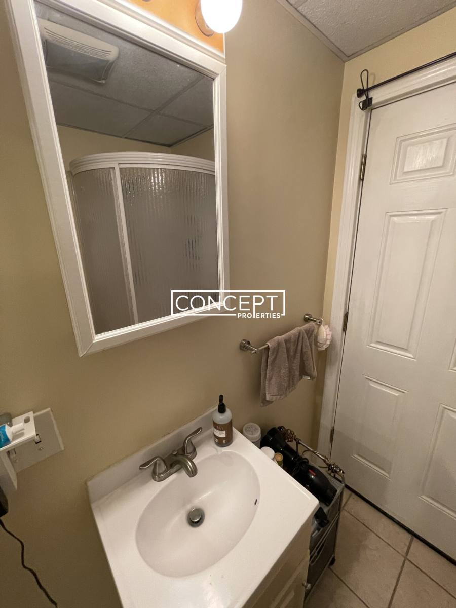 House for rent at 735 Somerville Ave #1, Somerville, MA 02143