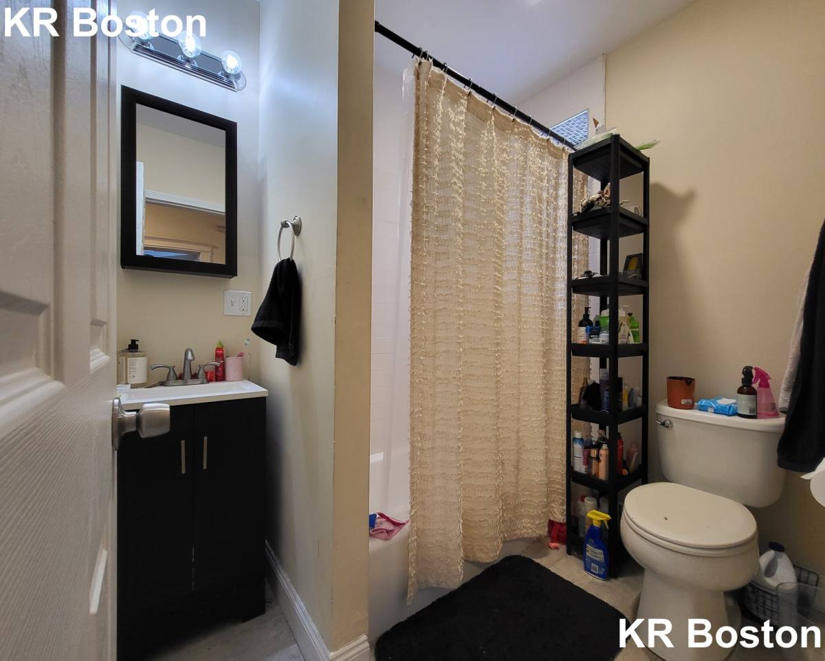 Apartment for rent at 126 Warren St #42, Brighton, MA 02135