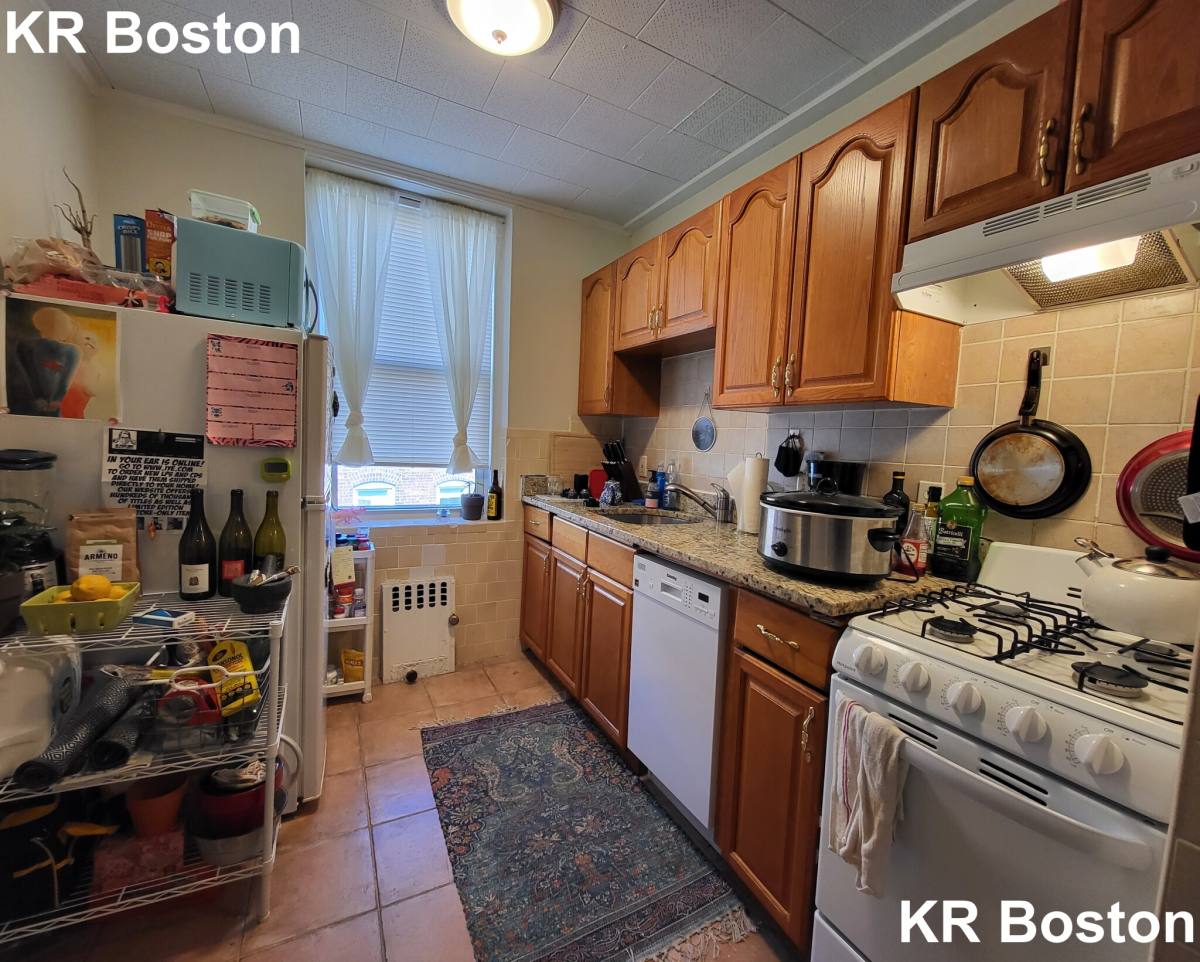 Apartment for rent at 126 Warren St #42, Brighton, MA 02135