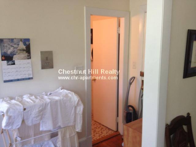 Apartment for rent at 1539 Beacon St #11, Brookline, MA 02446