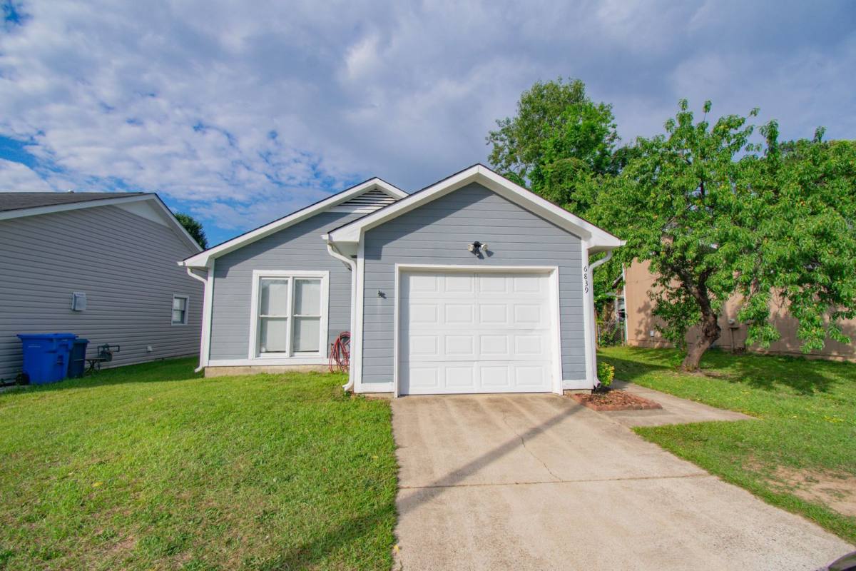 House for rent at 6839 Shawcross Lane, Fayetteville, NC 28314