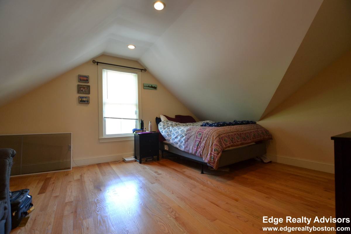 Apartment for rent at 11 Sparhawk St #4, Brighton, MA 02135
