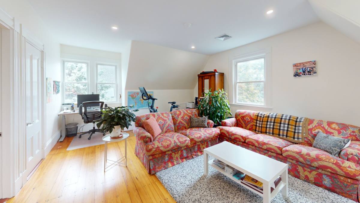 Apartment for rent at 27 Cypress St, Brookline, MA 02445