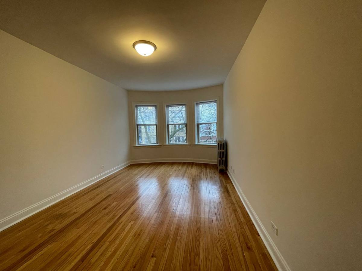 Apartment for rent at 5358 N Kimball Ave #1, Chicago, IL 60625