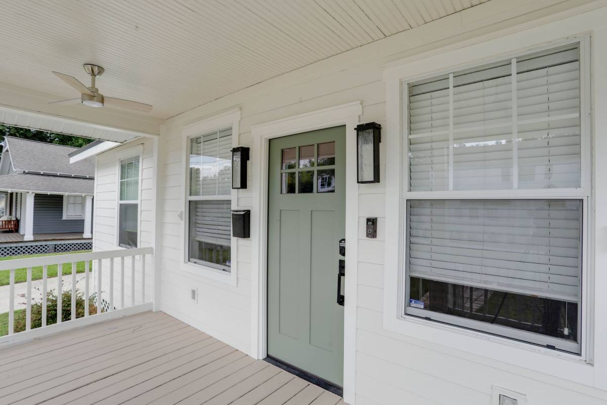 House for rent at 1033 N Hampton Ave, Orlando, FL 32803